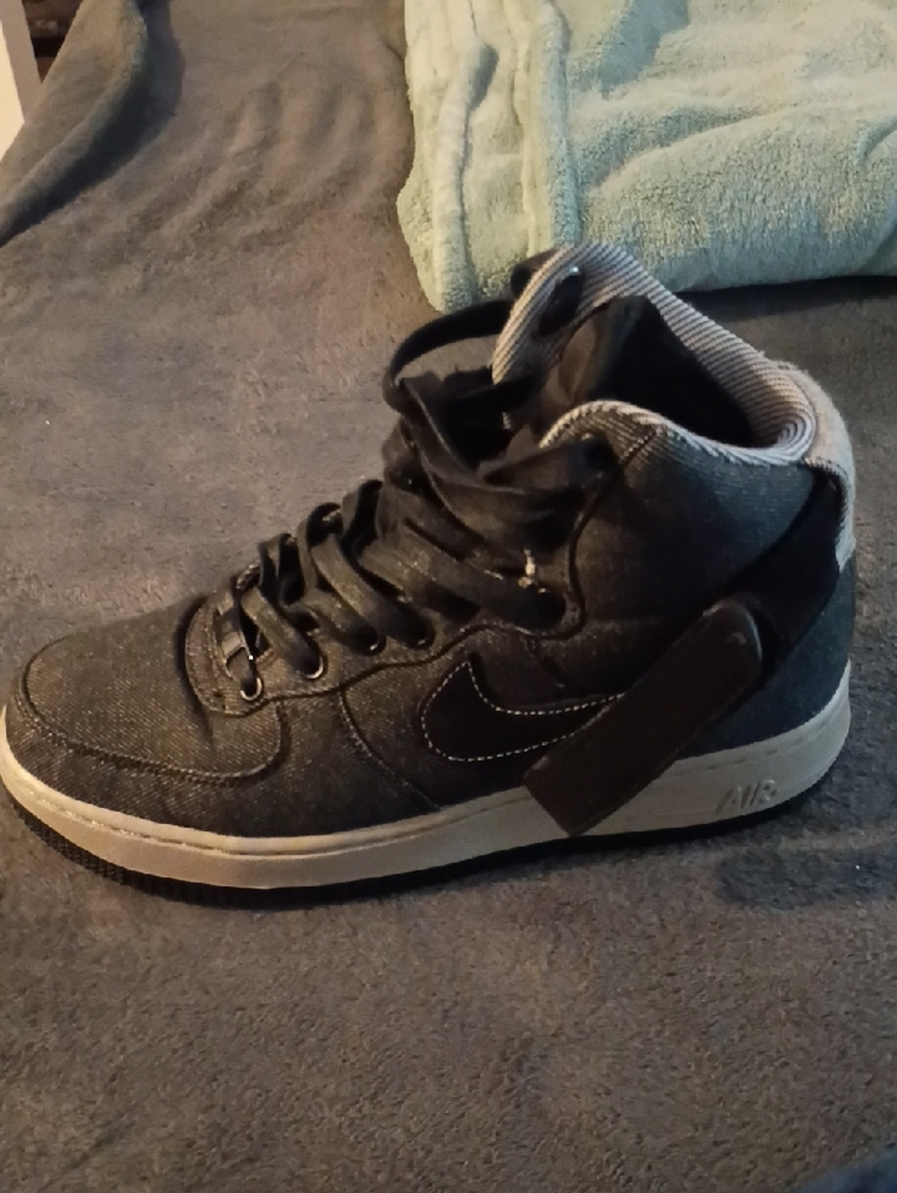 Women’s Black High-Top Athletic Sneaker with Strap